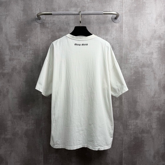 🧨steal Authentic Miu Miu White Tee with Red Graphic - Picture 2 of 5